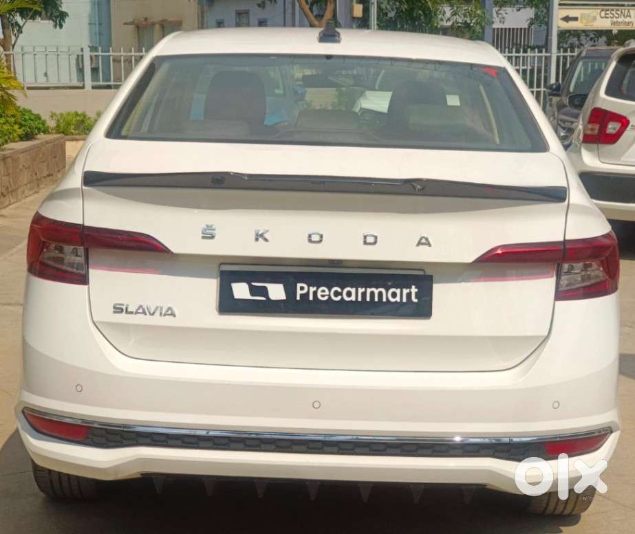 Skoda Slavia 1.0 Tsi Style At, 2022, Petrol