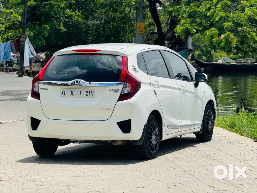 Honda Jazz 2016 Manual Petrol