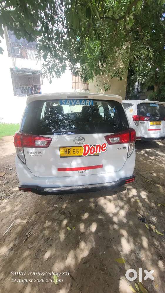 2022 Toyota Innova Crysta 2.4 Gx At