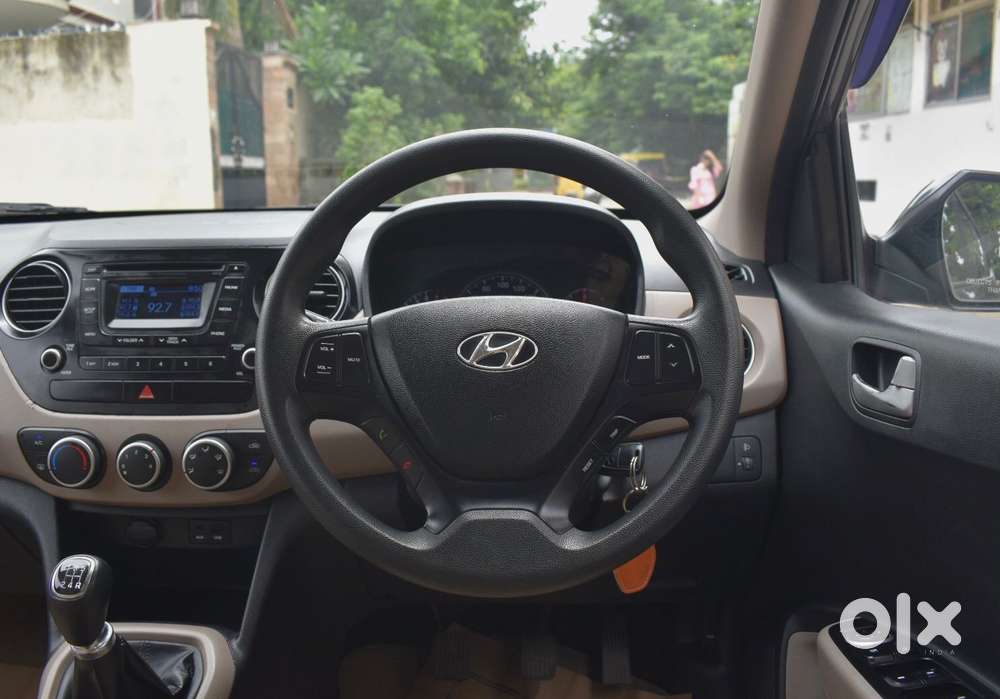 Hyundai Grand I10 2013-2016 Sportz, 2015, Petrol