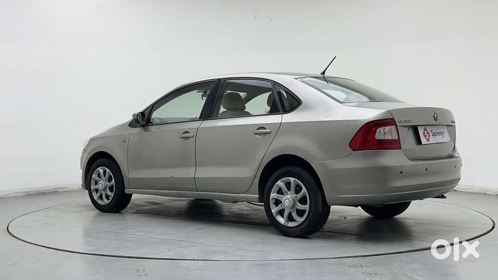 Skoda Rapid 1.6 Ambition Plus Mpi, 2015, Petrol