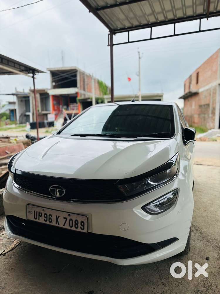 2021 Tata Altroz Petrol Manual