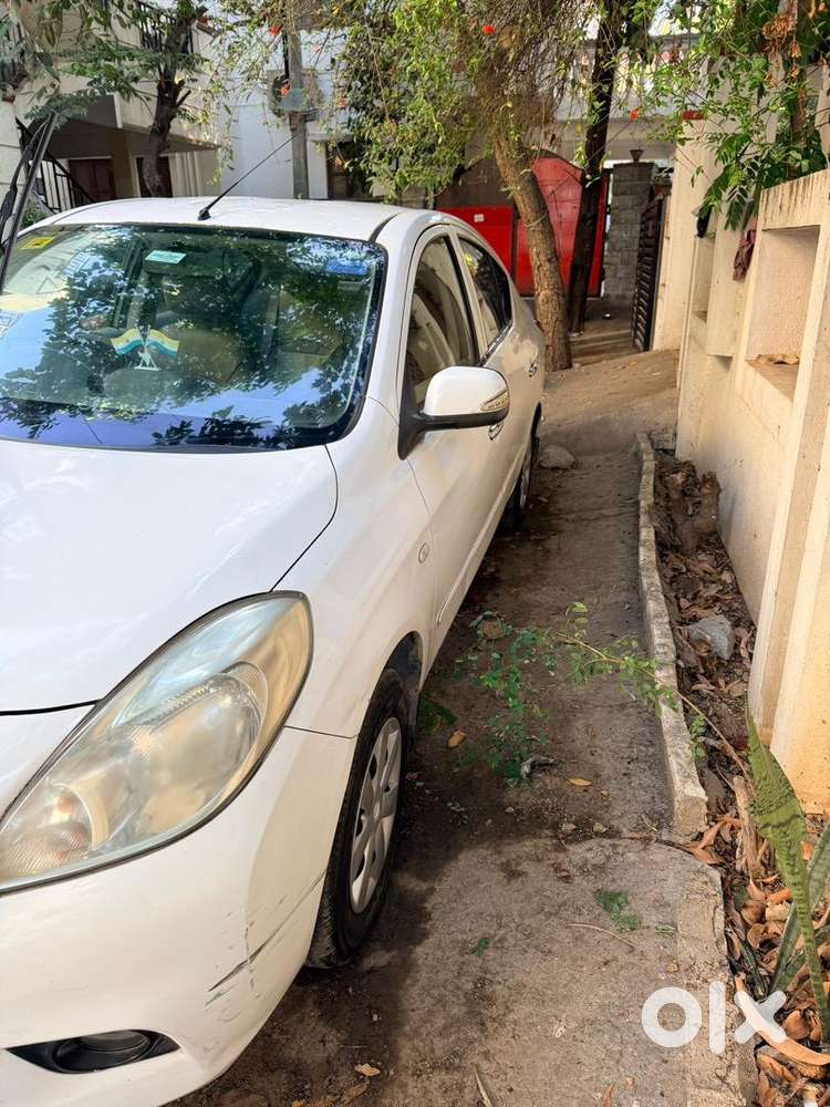 Nissan Petrol Automatic 2013