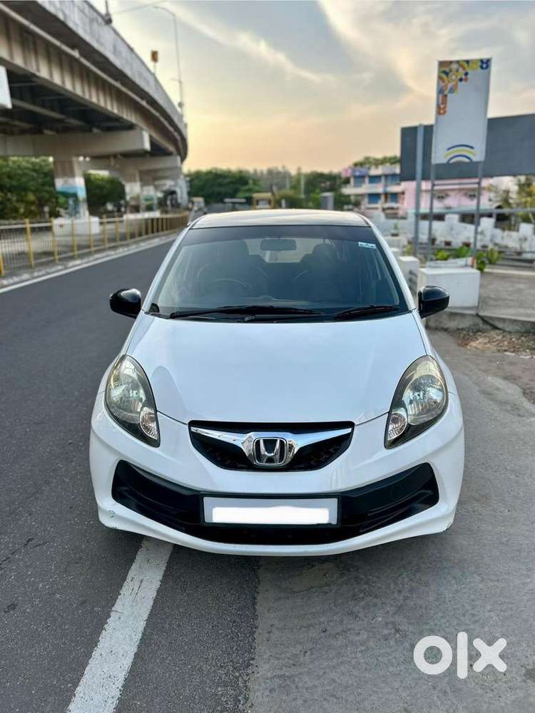 Honda Brio 2014 Petrol Well Maintained