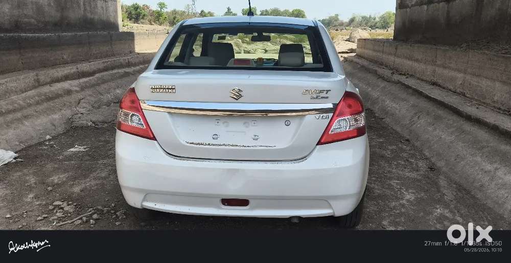 Maruti Suzuki Dzire 2015 Diesel 90000 Km Driven