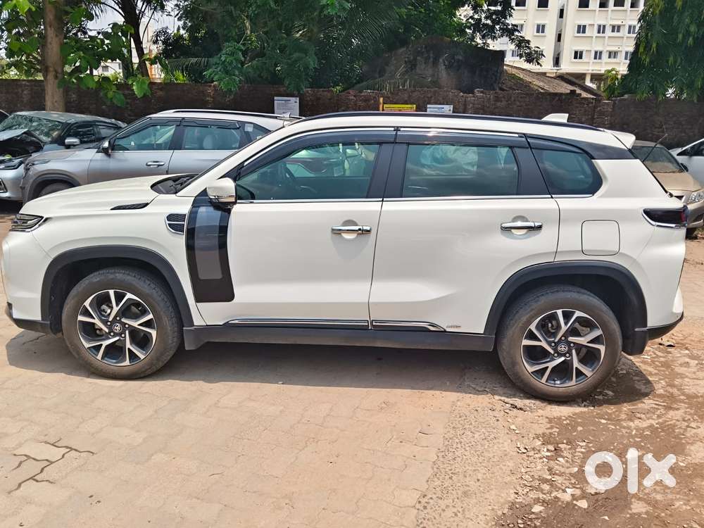 Toyota Urban Cruiser Hyryder 1.5 V Neo Drive, 2024, Petrol