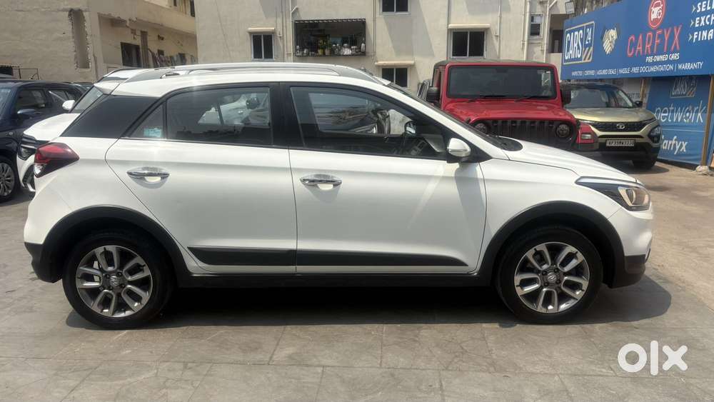 Hyundai I20 Active Sx Petrol, 2017, Petrol
