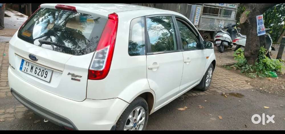 Ford Figo Diesel Titanium, Abs, Srs.