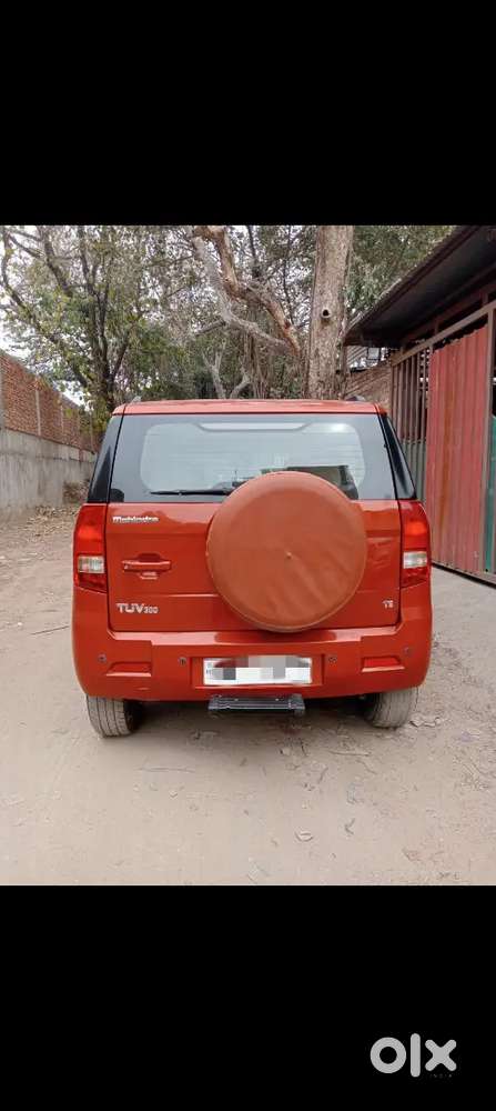 Mahindra Tuv 300 2016