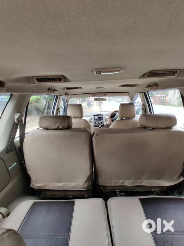 Toyota Innova 2.5 Z Diesel 7 Seater, 2009, Diesel