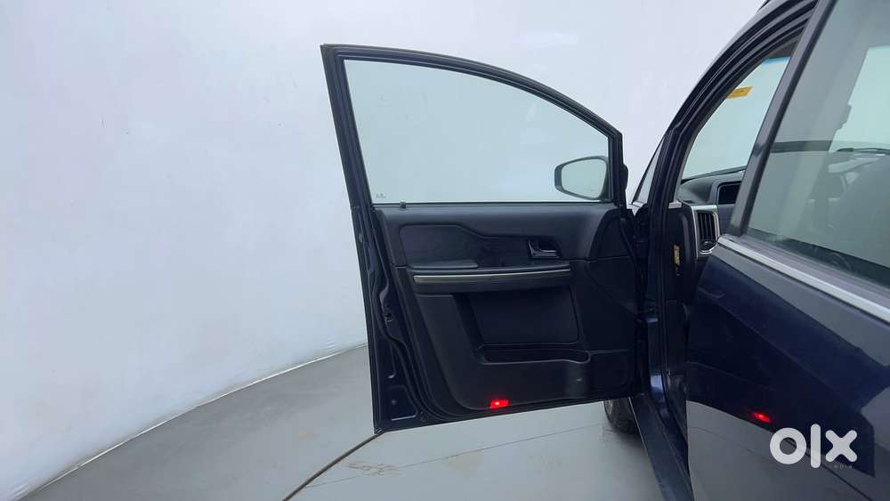 Tata Hexa 2.2 Xta 4x2 7 Str, 2017, Diesel