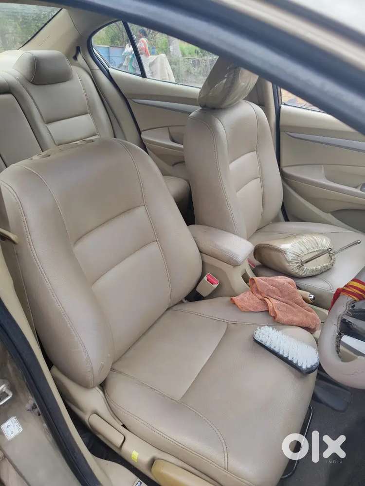 Honda City 1.5 V 2011 Cng Automatic- Top Model