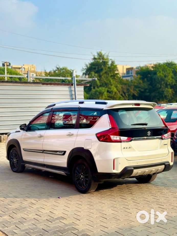 Maruti Suzuki Xl6 1.5 Alpha Mt, 2020, Petrol