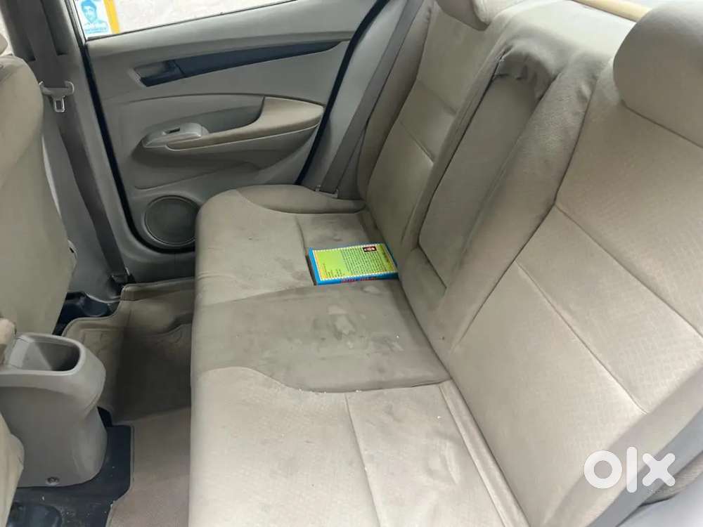 Honda City Model 2010 Raebareli Registered Hai 2031 Tak Valid All Tyre