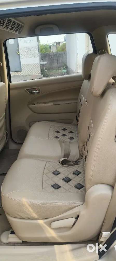 Total Showroom Service