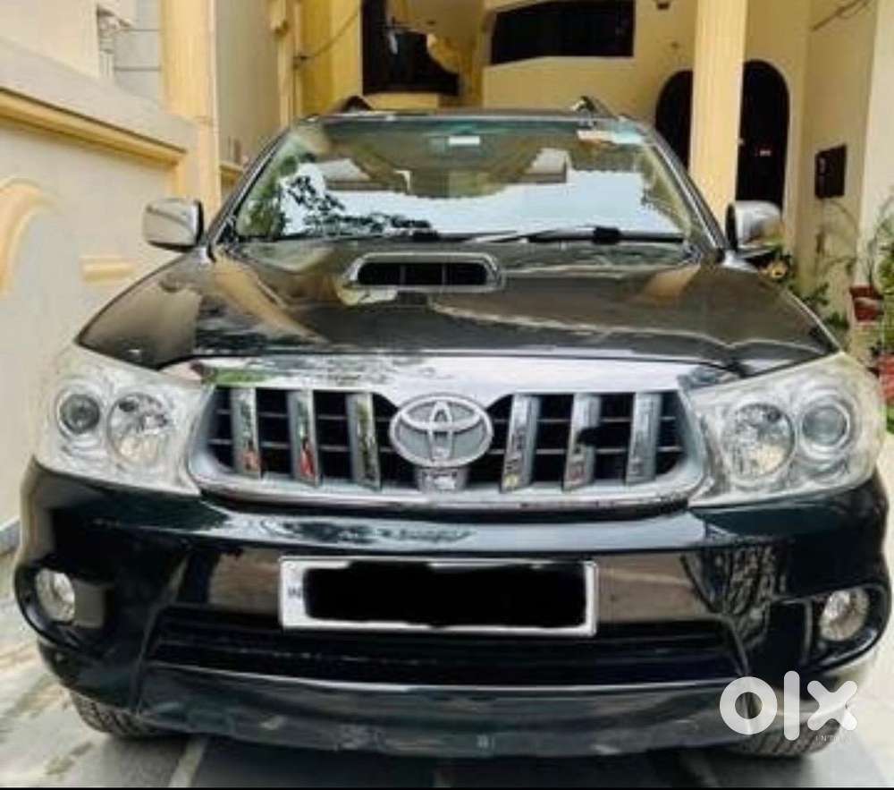 Toyota Fortuner 2010 Diesel Well Maintained