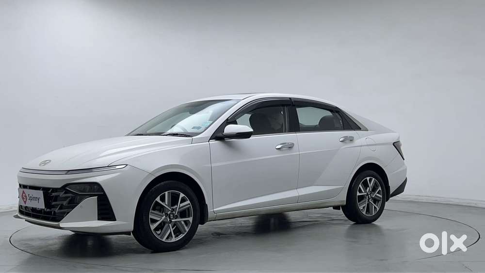 Hyundai Verna 1.5 Sx Petrol Mt, 2023, Petrol