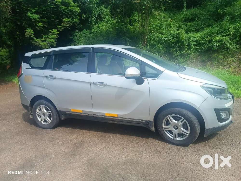Mahindra Marazzo 2019 Diesel 250000 Km Driven