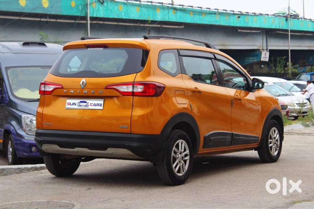 Renault Triber Rxt, 2022, Petrol