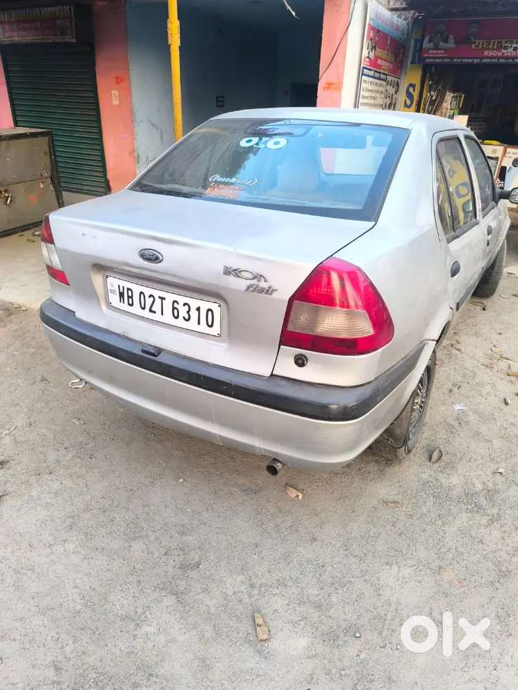 Ford Ikon 2005