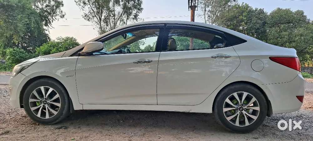 Hyundai Verna 2015 Petrol 70499 Km Driven