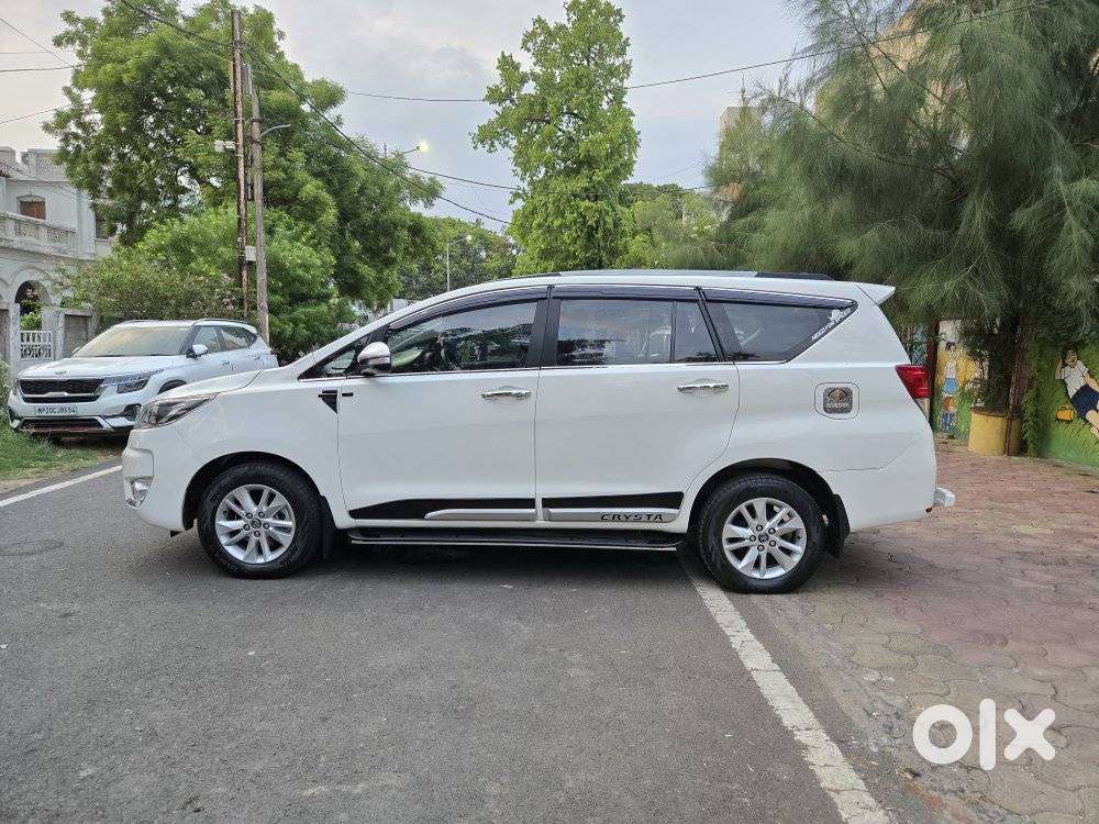 Toyota Innova Crysta 2.4 Gx Mt 8s, 2020, Diesel