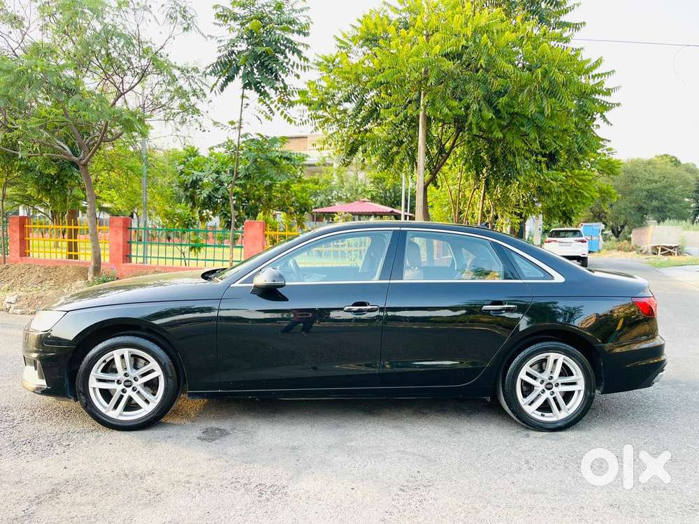 Audi A4 35 Tfsi Premium + Sunroof, 2022, Petrol