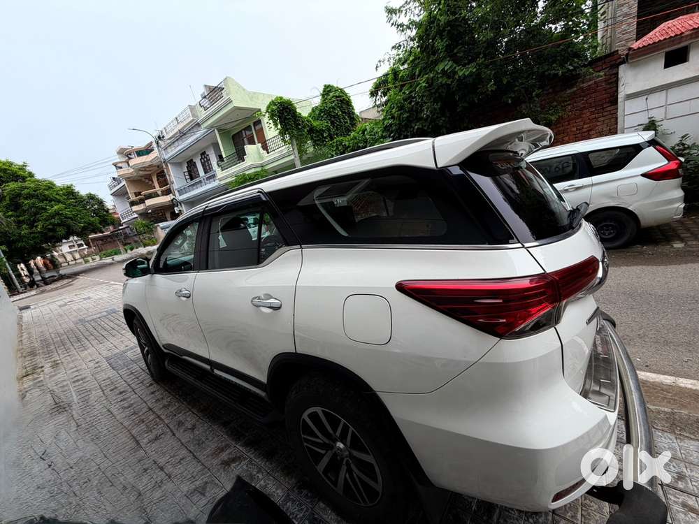Toyota Fortuner Diesel 2017 4x4 Top Model