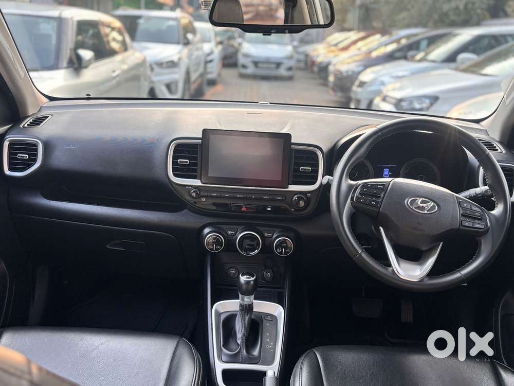 Hyundai Venue Petrol Dct Top Model Sunroof Automatic 2019