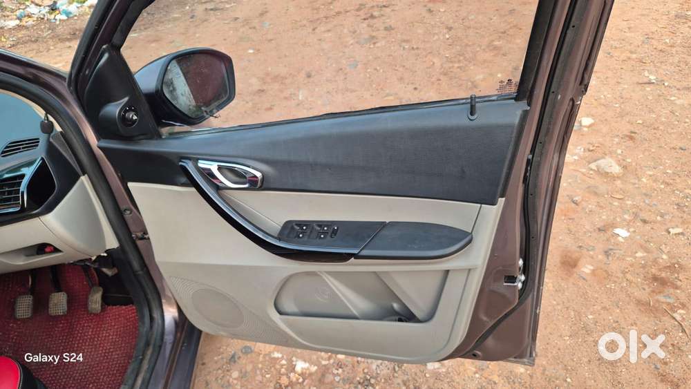 Tata Tiago 1.2 Revotron Xz, 2016, Petrol