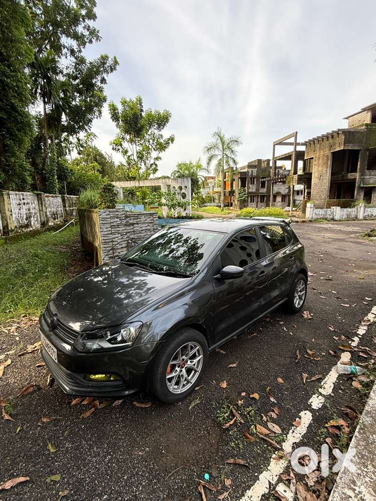 Volkswagen Polo Petrol 2017 Year