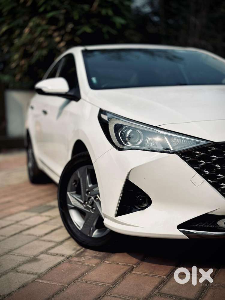 Hyundai Verna 1.5 Sx Diesel At, 2022, Diesel