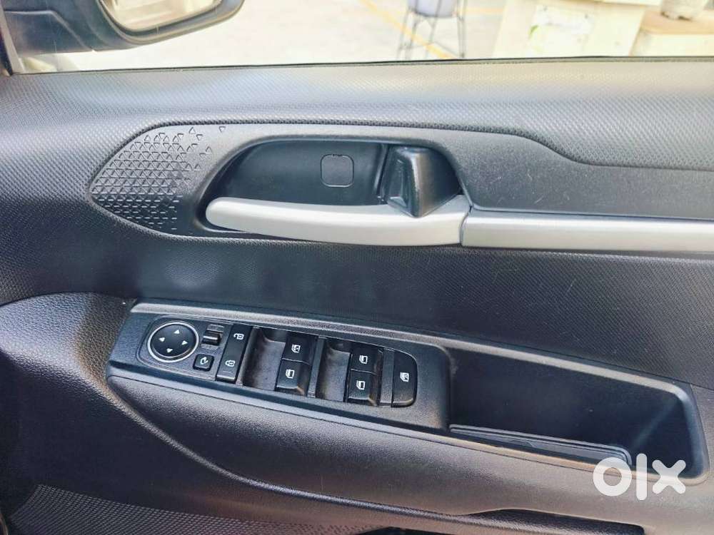 Kia Sonet Htk Plus Turbo Dct, 2020, Petrol