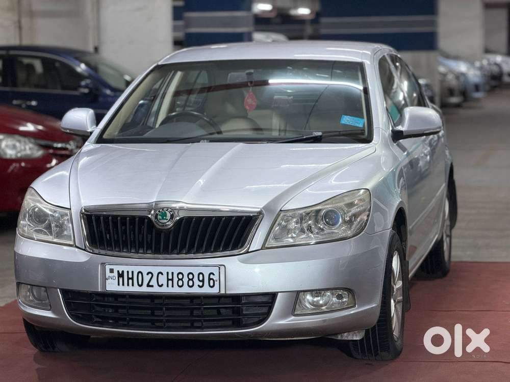 Skoda Laura 1.8 Tsi Ambiente, 2012, Petrol