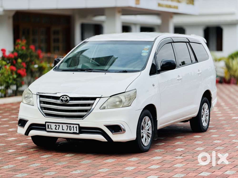 Toyota Innova 2.5 G (diesel) 7 Seater Bs Iv, 2013, Diesel