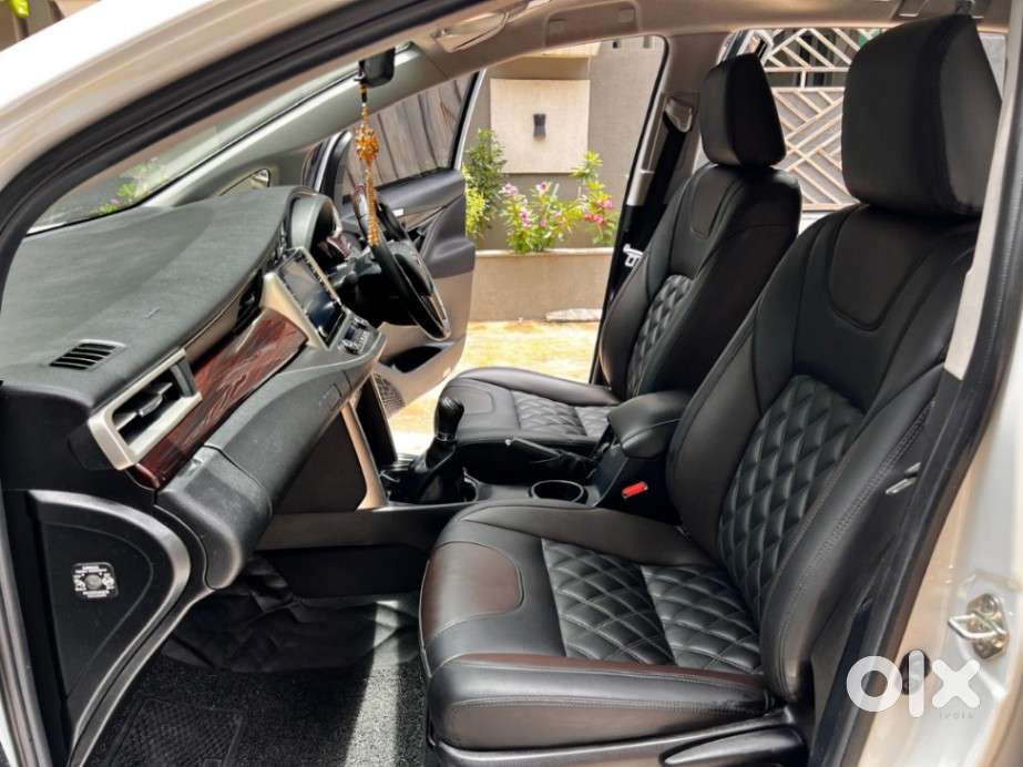 Toyota Innova Crysta 2.4 V 8 Str, 2023, Diesel
