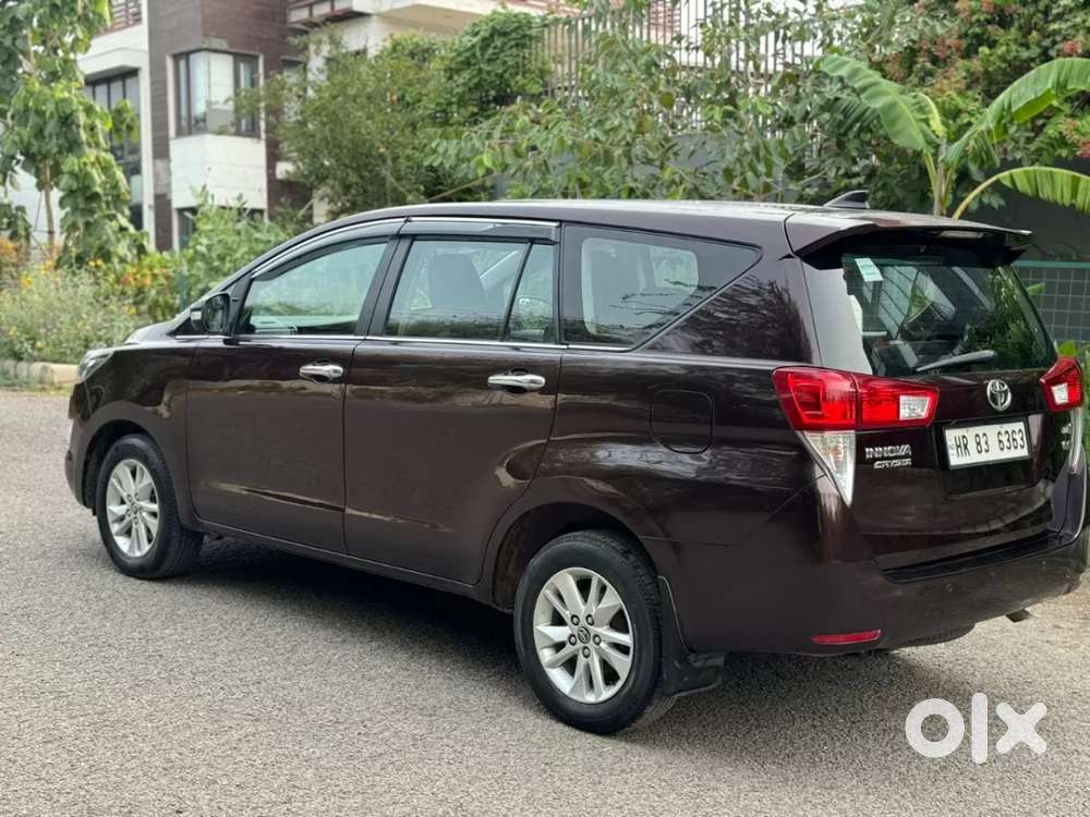 Toyota Innova Crysta 2.4 V 7 Str, 2016, Diesel