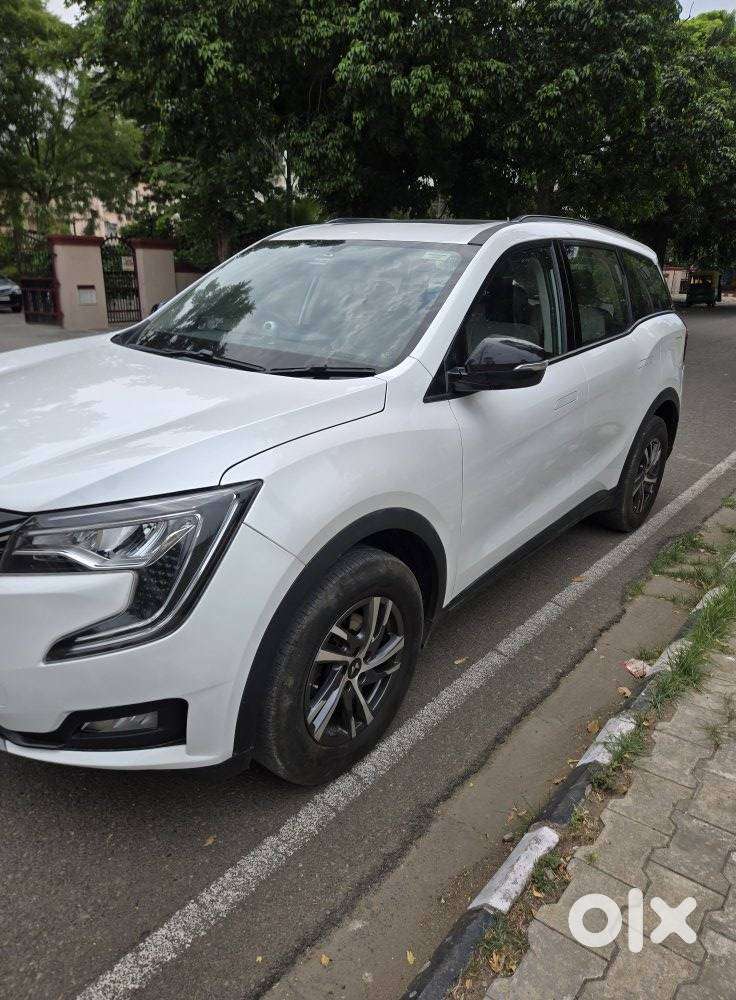 Mahindra Xuv700 2.2 Ax 5 Diesel Mt 7 Str, 2023, Diesel