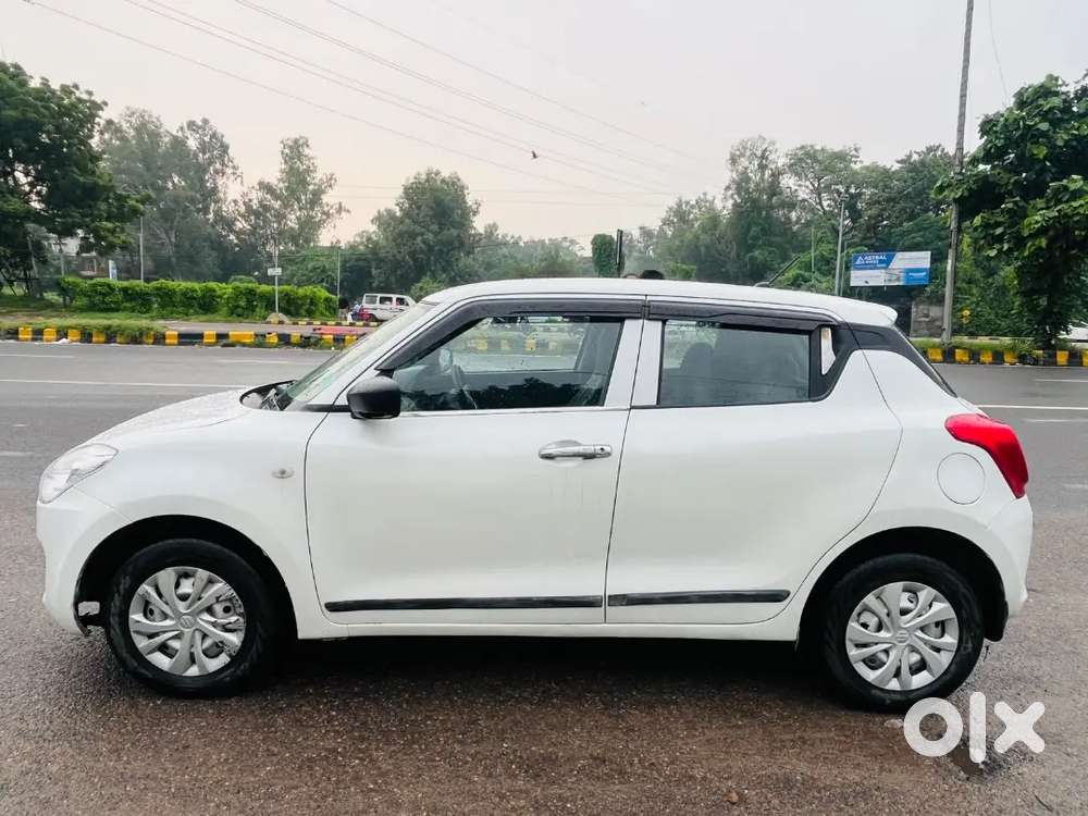 Maruti Suzuki Swift 2023 Petrol Well Maintained
