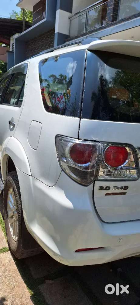 2013/11,toyota Fortuner 3-0 D4-d Automatic,5speed, Km:91400,