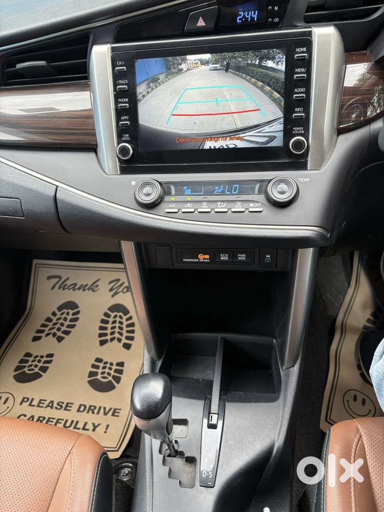 Toyota Innova Crysta 2.8 Zx Automatic 7 Str, 2022, Diesel