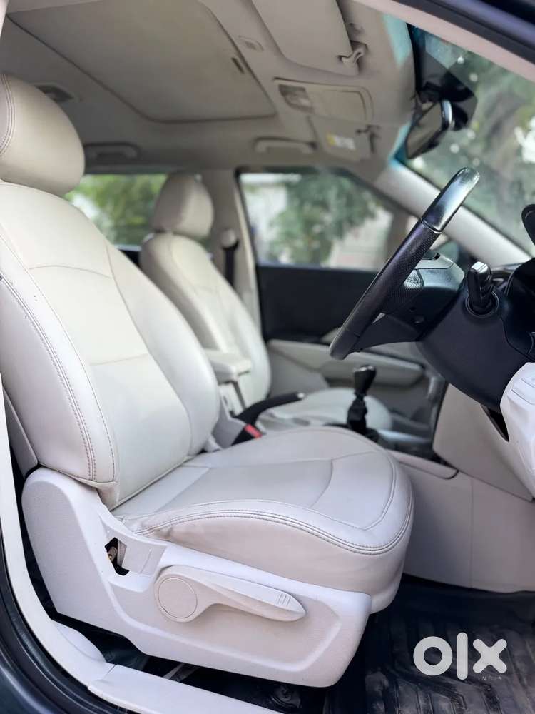 Mahindra Xuv300 W8 Option Diesel, 2022, Diesel