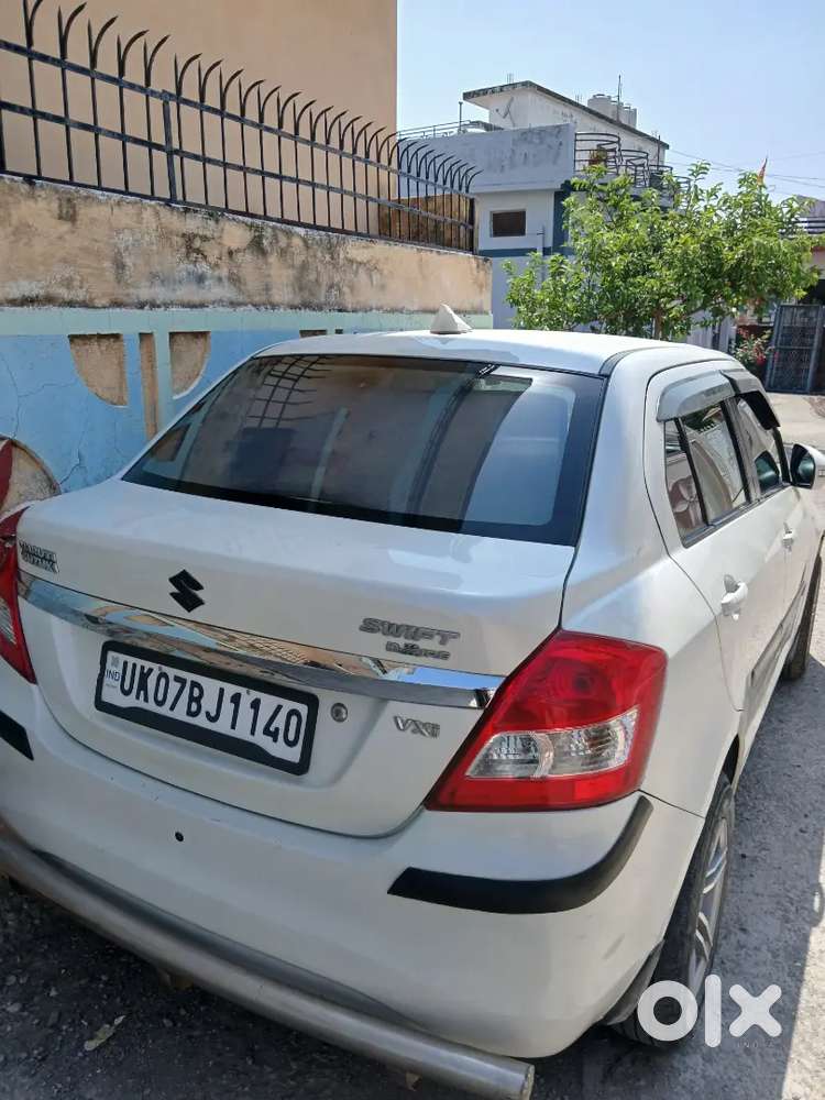 Maruti Suzuki Swift Dzire 2015 Petrol Well Maintained