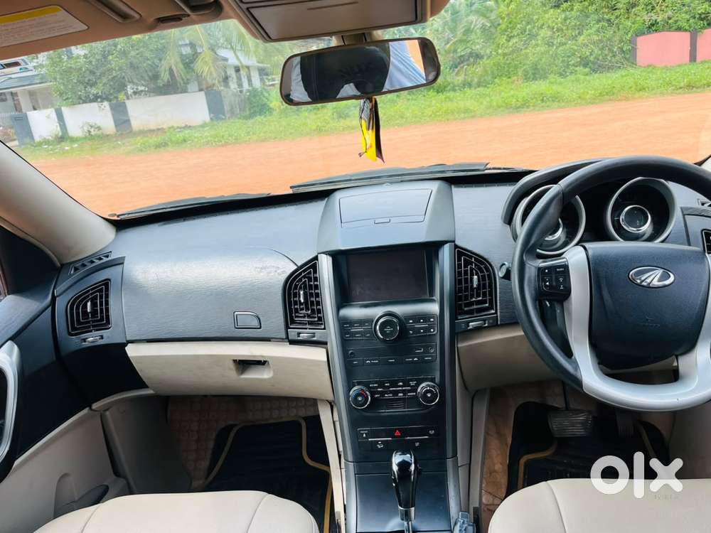 Mahindra Xuv500 At W6 2wd, 2016, Diesel