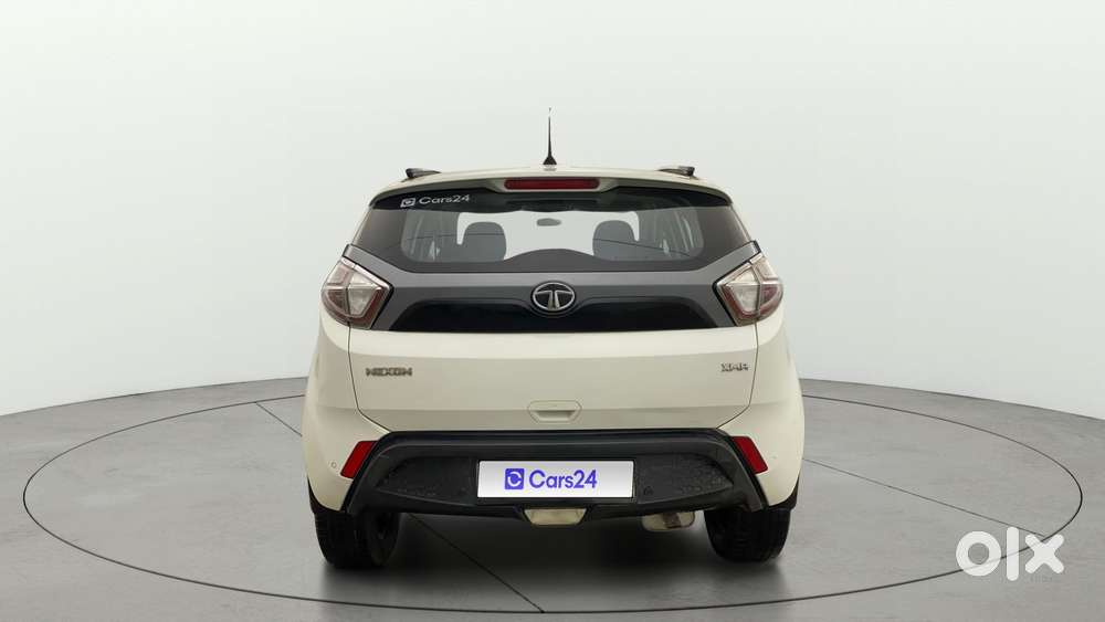Tata Nexon 1.2 Revotron Xma, 2019, Petrol