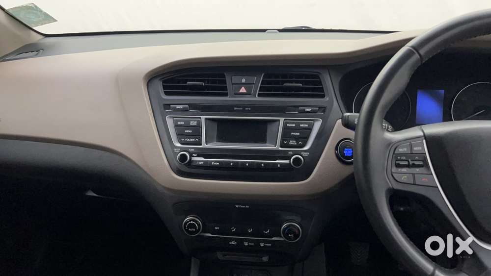Hyundai Elite I20 Asta Option, 2016, Petrol