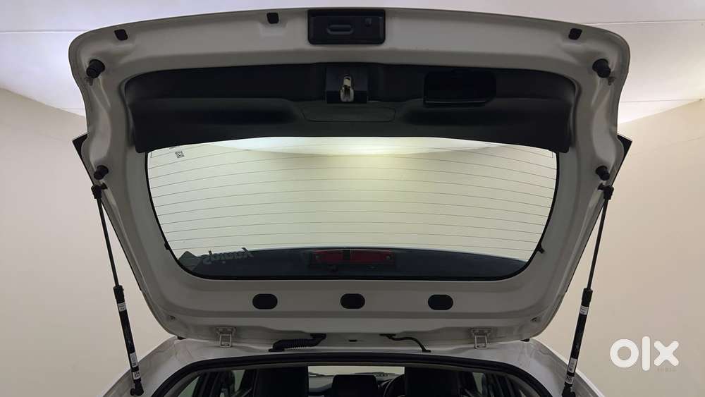 Toyota Glanza 1.2 V Amt, 2022, Petrol