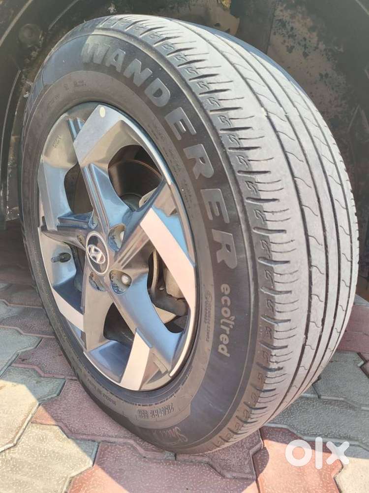 Hyundai Venue, 2021, Petrol