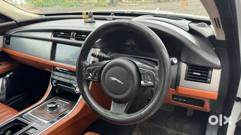 Limited Edition Jaguar Xf 2.0 Portfolio