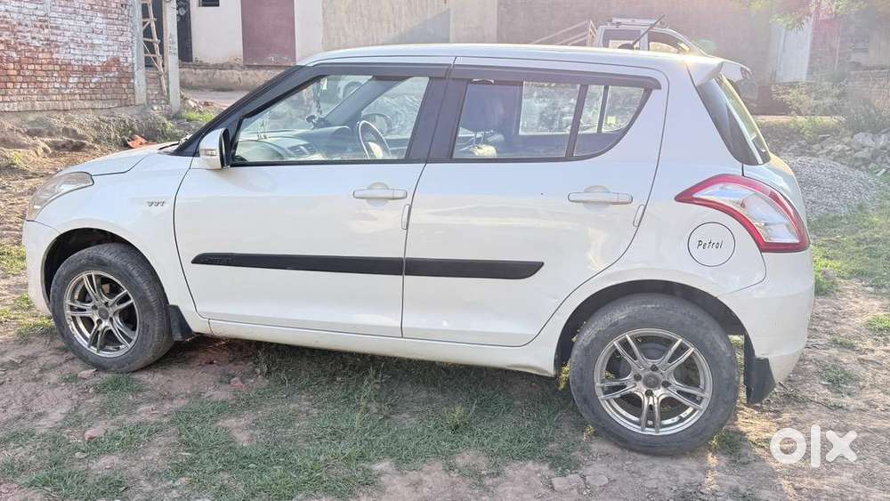 Maruti Suzuki Swift 2016 Petrol Well Maintained